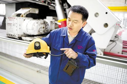 智能安全帽，让矿工有了AI“卫士”