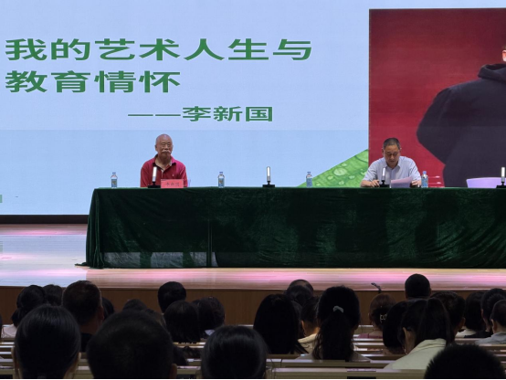 以笔为犁耕杏坛，以心为灯照桃李