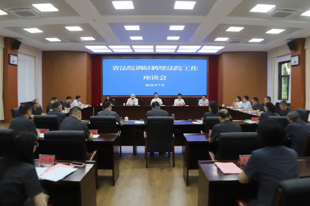 b57102ef-5a72-45a0-ab47-e7412fba4f99.jpg